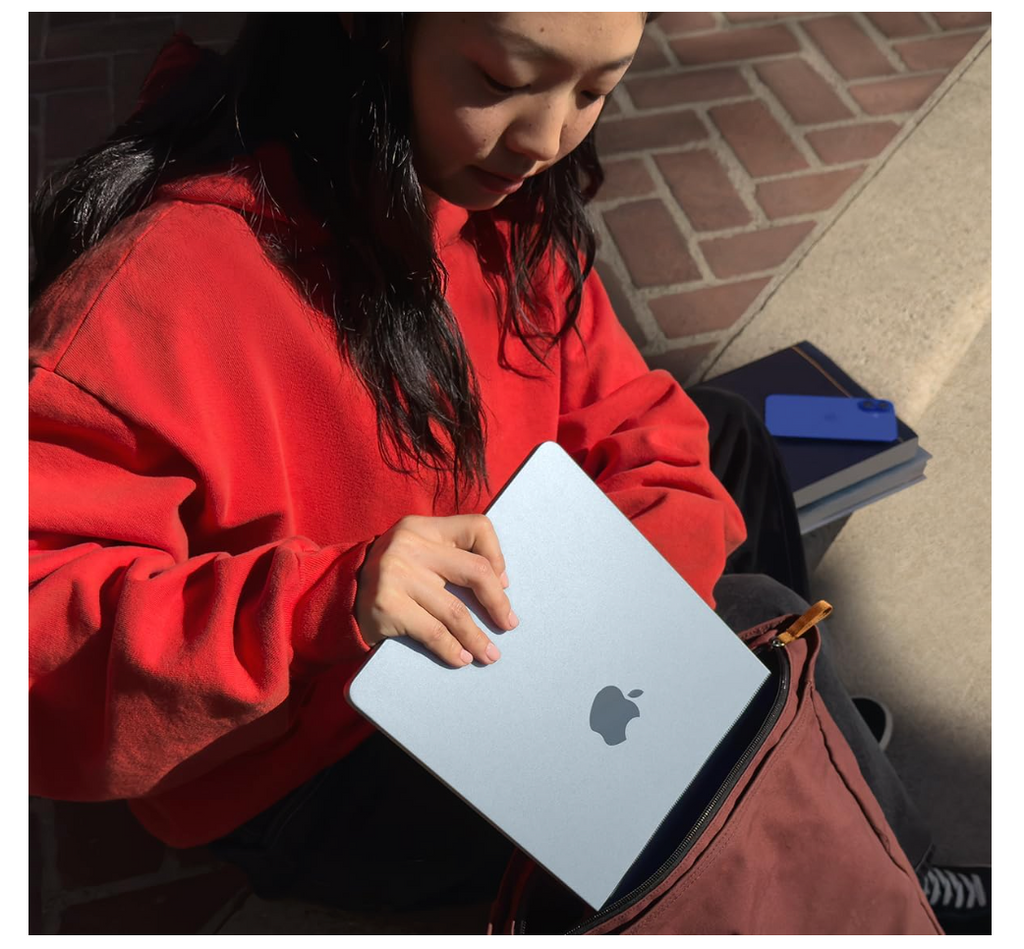 Apple MacBook Air 13.6" with Retina M4 Chip 10-Core CPU - 10-Core GPU 16GB 512GB - Midnight